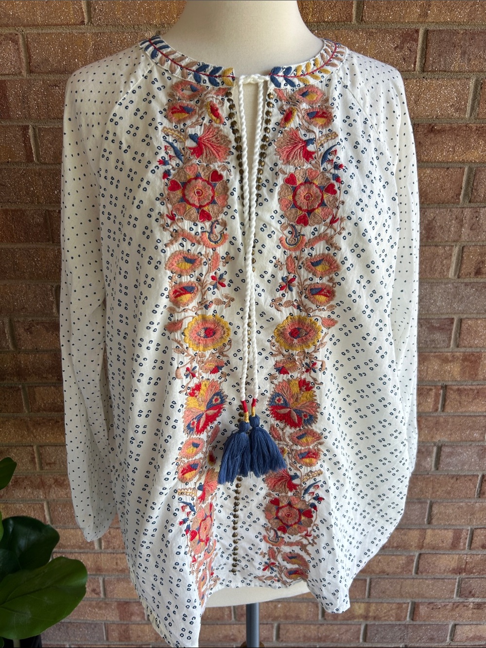 NWT Bohme White Embroidered Tassel Peasant Tunic with Multicolor Floral Trim